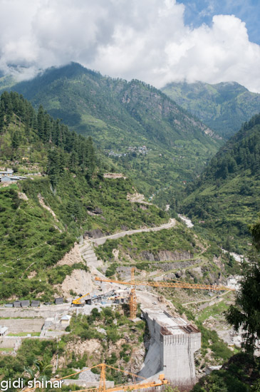 בנית סכר DSC_0336