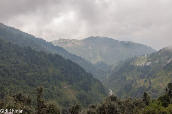 המפל הרחוק בבאגסו