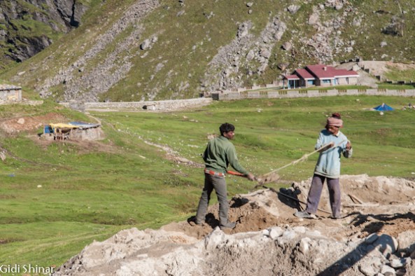 ממנאלי לרוטנג פס