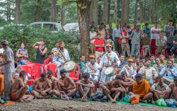 האבקות הודית במקלוד גאנג'